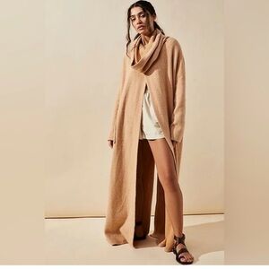 Free People Pullover Maxi Drape Sweater in pale pink Size small